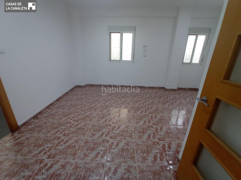 Foto 097072ed-0ec8-425e-9790-eacb1677bb55. Planta baja vivienda al lado del hospital militar en Mislata