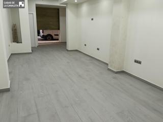 Local commercial à Cardenal Benlloch. Planta baja  al lado de la avda del sur.