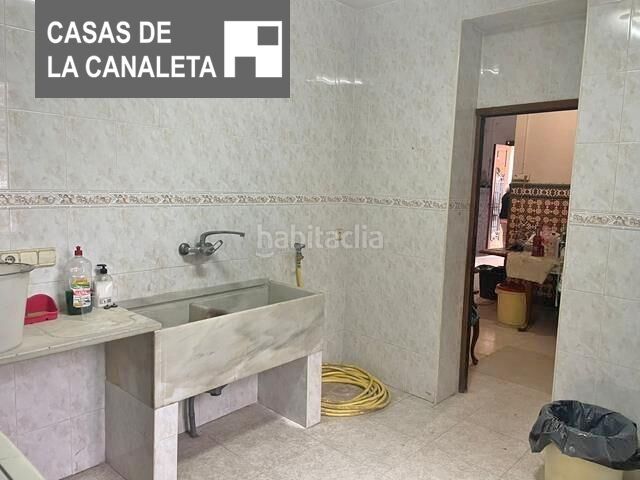 Foto 1d889d36-39af-4e13-bd68-3d028eb34d9f. Planta baixa amb aparcament a La Constitución-Canaleta Mislata