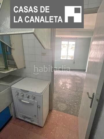 Foto 336c7700-6934-482d-9d93-3c475c357d2a. Planta baixa amb aparcament a La Constitución-Canaleta Mislata