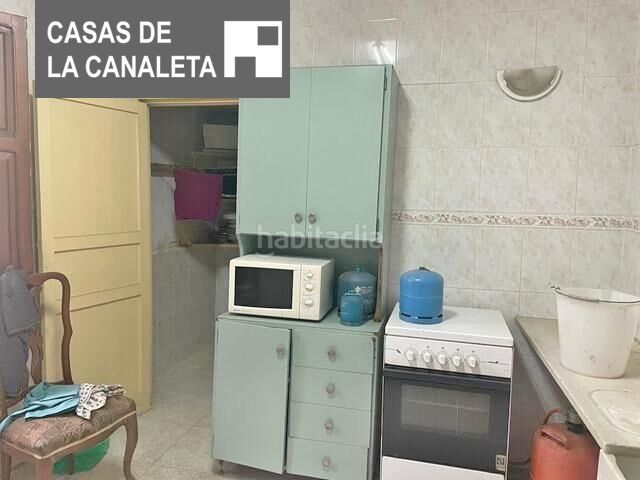 Foto 54717f67-4289-4df9-9df3-fb7bf0a0e75e. Planta baixa amb aparcament a La Constitución-Canaleta Mislata