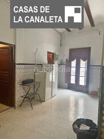 Foto 9b32edd3-de4d-4759-817e-b8ab1c9ea712. Planta baixa amb aparcament a La Constitución-Canaleta Mislata