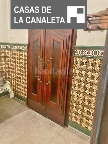 Foto f141b654-fd93-497e-95f2-bd8cd17f57db. Planta baixa amb aparcament a La Constitución-Canaleta Mislata
