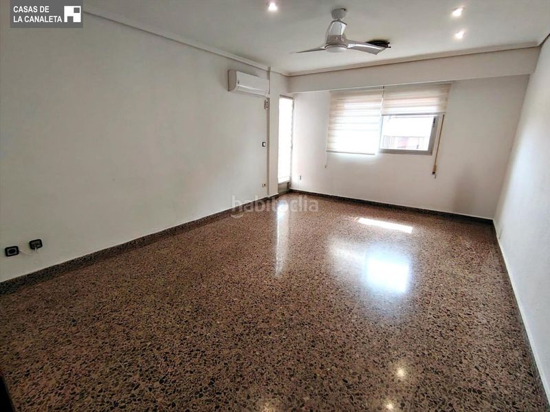 Foto 15d78309-9b63-4a31-848d-afb7f71a90e5. Pis a Barrio Benicalap Valencia