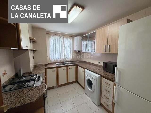 Piso excelente vivienda de 4 hab., 2 baños, 4º con ascensor próximo a palacio de congresos en Valencia - Imagen 2