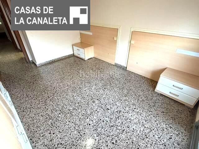 Piso excelente vivienda de 4 hab., 2 baños, 4º con ascensor próximo a palacio de congresos en Valencia - Imagen 8