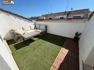 Lloguer Pis  Calle josep serra carsi. Excelente áticodúplex en alquiler en catarroja