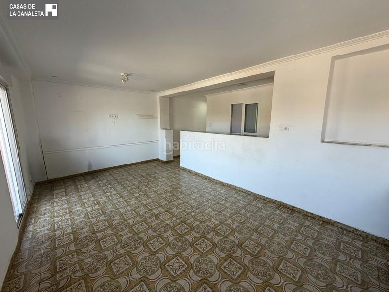 Foto 7ee2b191-45e6-484c-aa7a-24b4e031bd9b. Pis a Centro Xirivella