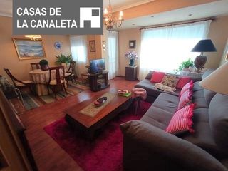 Appartamento in La Constitución-Canaleta. Piso en la zona de principe de asturias