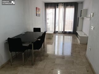 Appartement à La Constitución-Canaleta. Piso seminuevo al lado del parque de cabecera