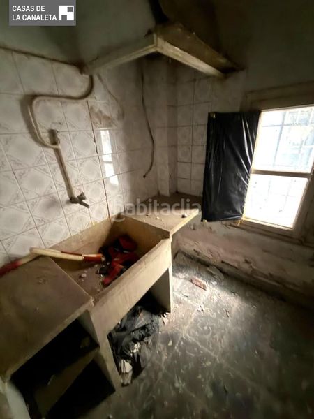 Foto e8b2636e-0611-4d57-9b8f-8b62ff0ac776. Planta baixa a Cardenal Benlloch Mislata