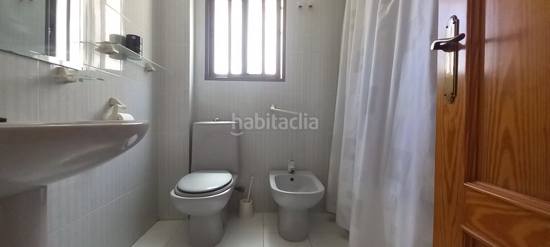 Foto df363317-9a14-42f1-9f59-ffa3e9f9b0ea. Xalet amb xemeneia calefacció aparcament a Bellreguard