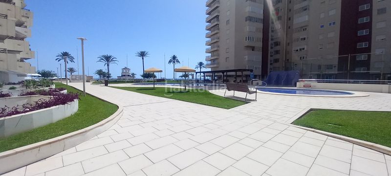 Foto 69d6944f-d2f9-473c-8dd6-2ae45cc38e84. Pis amb aparcament piscina a Playa de Gandía Gandia