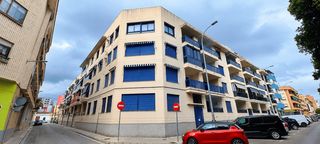 Pis a Plaça de la rosa dels vents 3. Apartamento en rosa dels vents