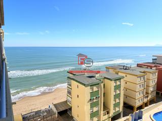 Appartement  Calle calle del pintor ribera. Fantástico ático con vistas al mar en la playa de tavernes