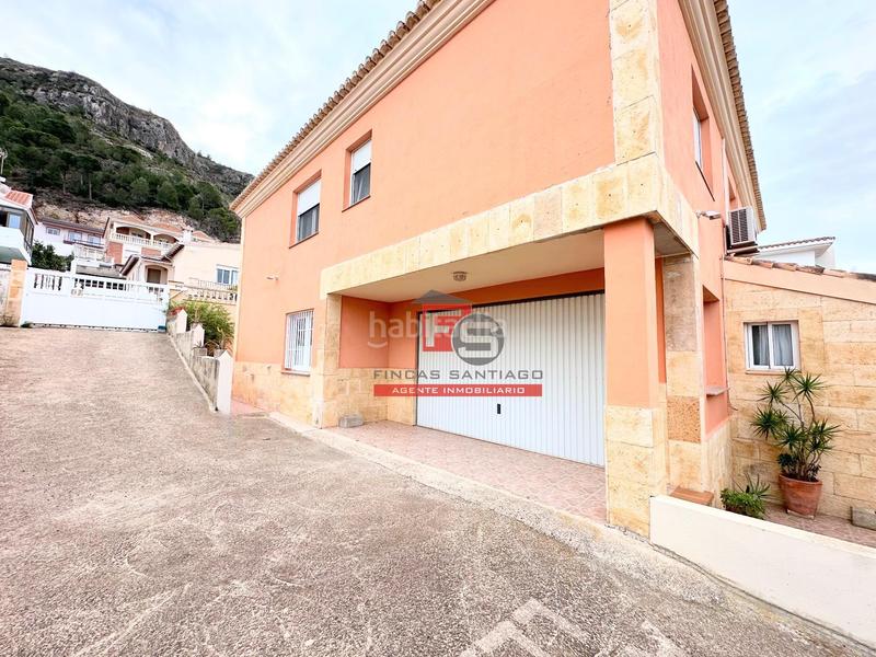 Foto e44573e4-522e-414b-910f-78f2f8e3b821. Chalet en calle single del 32 chalet con piscina en urbanización bona vista en Cullera