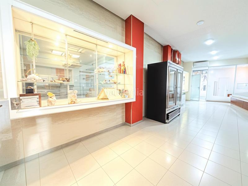 Foto 066d0a17-d377-4025-aeeb-a1790c4bc199. Local comercial  en el corazón en pueblo de Cullera Cullera