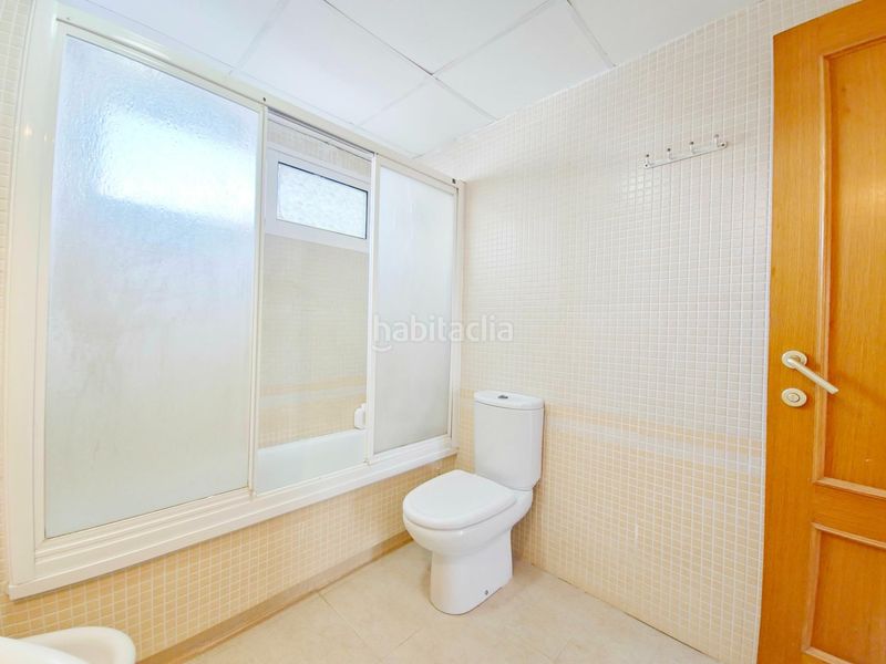 Foto 112c2260-480d-404b-ad26-ca213c316205. Casa adossada a llauri 7 a Bulevar del Xúquer Cullera