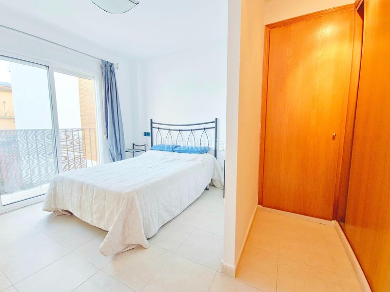 Foto 1a23e4e7-55ef-4f8b-8106-f87fd1d70e59. Casa adossada a llauri 7 a Bulevar del Xúquer Cullera