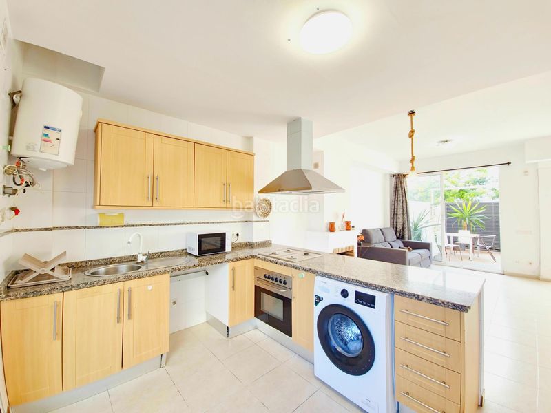 Foto 33b62e7c-61ec-4275-a48f-4f57682d6515. Casa adossada a llauri 7 a Bulevar del Xúquer Cullera