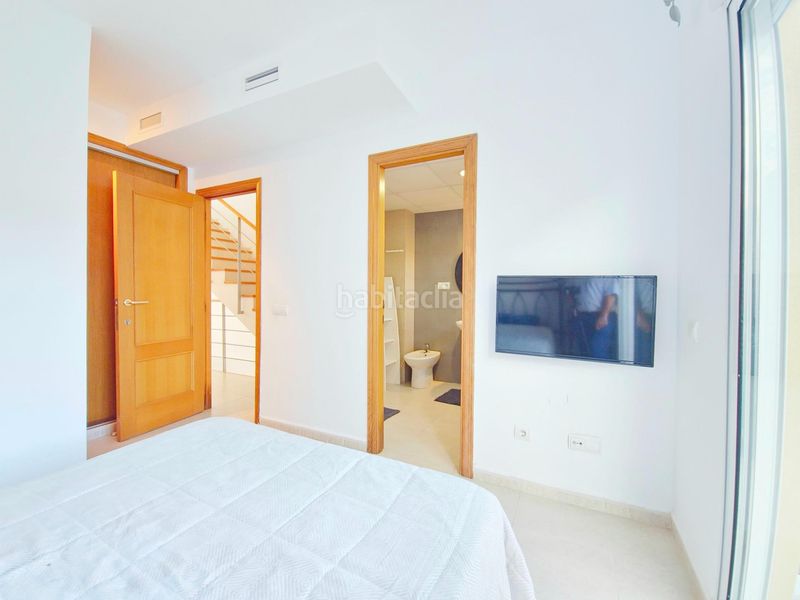 Foto 889e2ac4-e940-456b-bf8a-bee8e5561b59. Casa adossada a llauri 7 a Bulevar del Xúquer Cullera