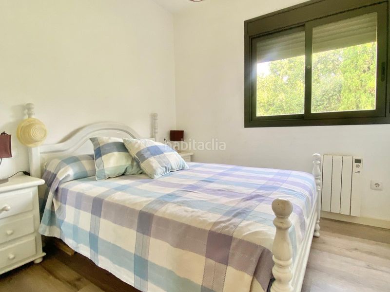 Foto 96bc15b9-c78d-4781-8903-32a1365fed47. Chalet en costa Cunit - els jardins - els rosers Cunit