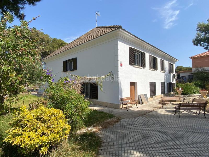Foto d584f971-8fb9-4bb8-9f35-961fa5a7915d. Chalet elegante villa exclusiva y atemporal en una sola planta en Cunit
