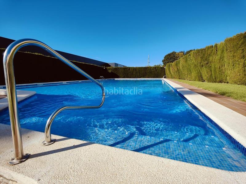 Foto a9be3962-2c76-4e1d-ab7b-2f19682132a0. Pis amb calefacció aparcament piscina a prat de Cunit Cunit