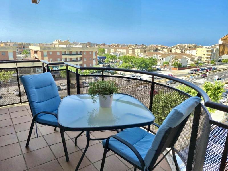 Foto 6b5d5687-fd75-43f2-9ba1-b74908611ec7. Ático  reformado con solarium y piscina en Cunit residencial Cunit