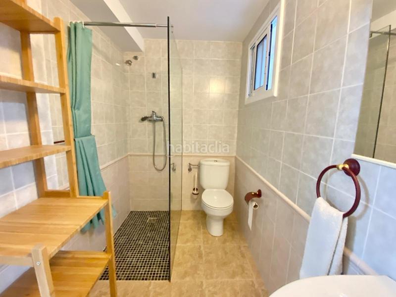 Foto 00528e94-1737-4ddc-99aa-1111965adca9. Chalet impecable chalet con piscina en Cunit residencial Cunit