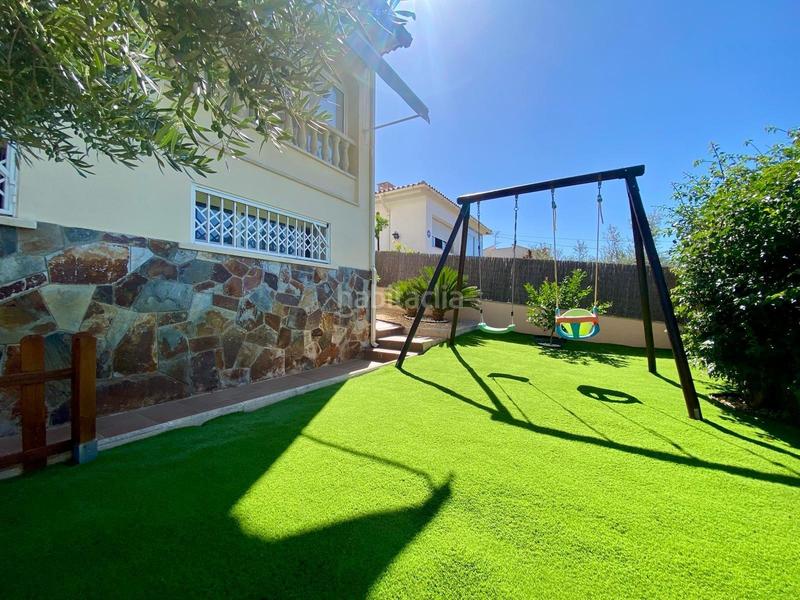 Foto 2dedaebf-d7c5-4ac3-bc95-4db4ceb52963. Chalet impecable chalet con piscina en Cunit residencial Cunit