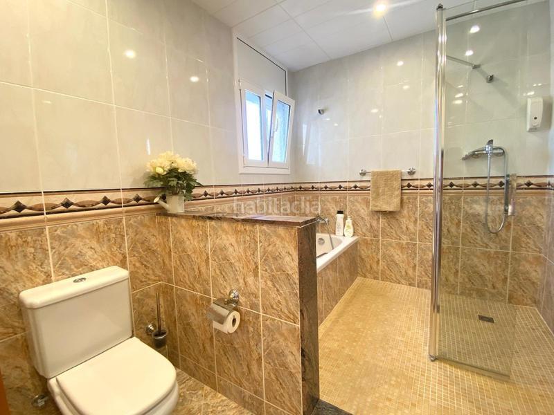 Foto ac75bd89-60a1-41d9-ac8c-96a128d82abe. Chalet impecable chalet con piscina en Cunit residencial Cunit