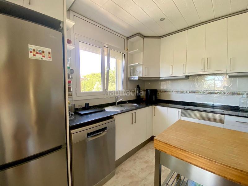 Foto cbbe5dec-7174-4ee1-96ea-e013fa8f7e7a. Chalet impecable chalet con piscina en Cunit residencial Cunit