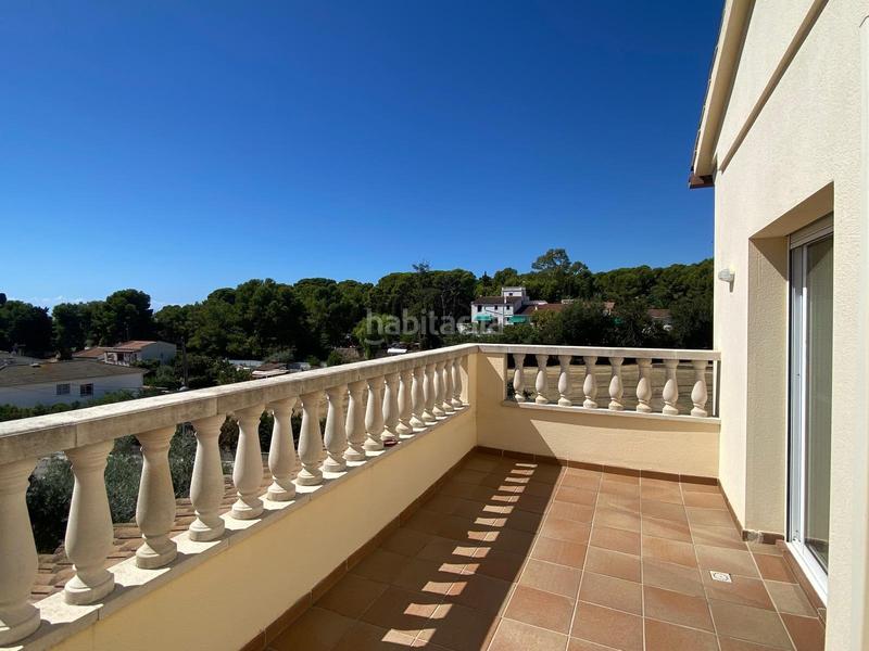 Foto da78e901-7c1f-4cad-a565-908579b64751. Chalet impecable chalet con piscina en Cunit residencial Cunit