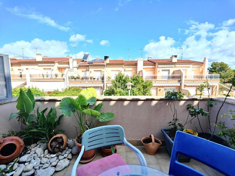 Foto 13781c00-6bda-44f6-81e9-f770c45cbf68. Casa a schiera con riscaldamento parcheggio in Bonavista Vendrell (El)