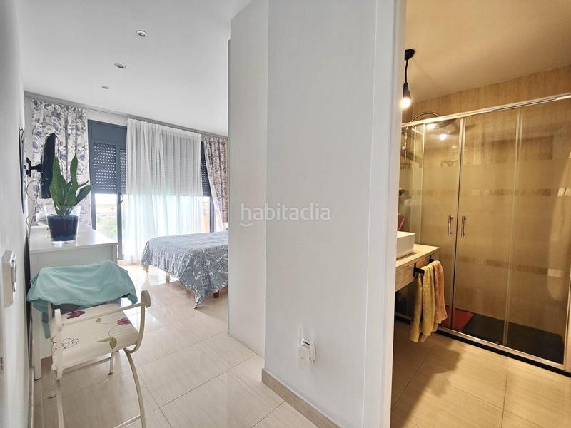 Foto 275053e6-f573-495b-9292-92317de6cc29. Casa a schiera con riscaldamento parcheggio in Bonavista Vendrell (El)