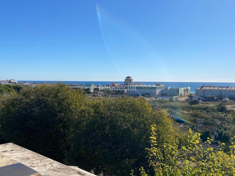 Foto d91f354c-ca9c-4dc7-aa39-7278e43c682a. Casa adosada espectacular casa adosada en Bonavista con vistas al mar en Vendrell (El)