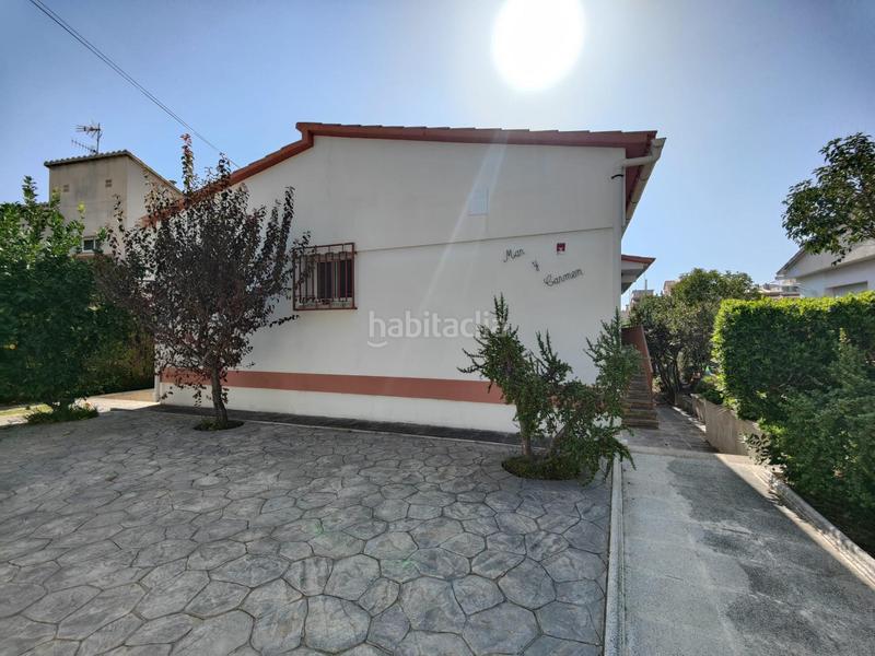 Foto 0694cf1e-2df3-48a2-aca5-e220d1d6f6b3. Chalet mit heizung parking in Cunit residencial Cunit