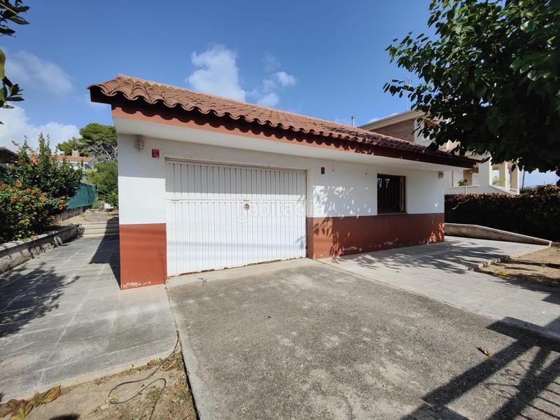 Foto 2cbabfe1-3d08-4525-84bc-353a459f1e0c. Chalet mit heizung parking in Cunit residencial Cunit