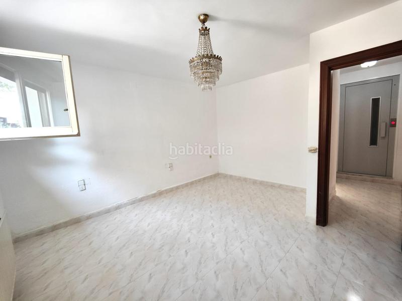 Foto 417744ba-e294-46db-a8bd-160c7865daf0. Chalet mit heizung parking in Cunit residencial Cunit