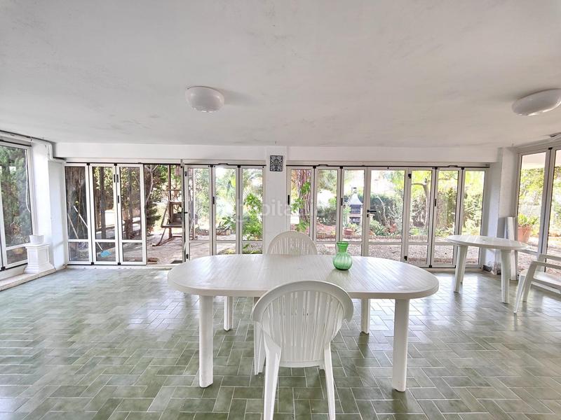 Foto fd27bd80-6d41-4ddf-9532-4a105c65d491. Chalet mit heizung parking in Cunit residencial Cunit