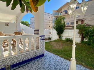 Reihenhaus  Calafell. Adosada esquinera en 3 línea de mar