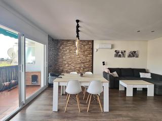 Piso en Segur de Calafell Nucli Urbà. Piso reformado con tres habitaciones y parking en segur de calaf