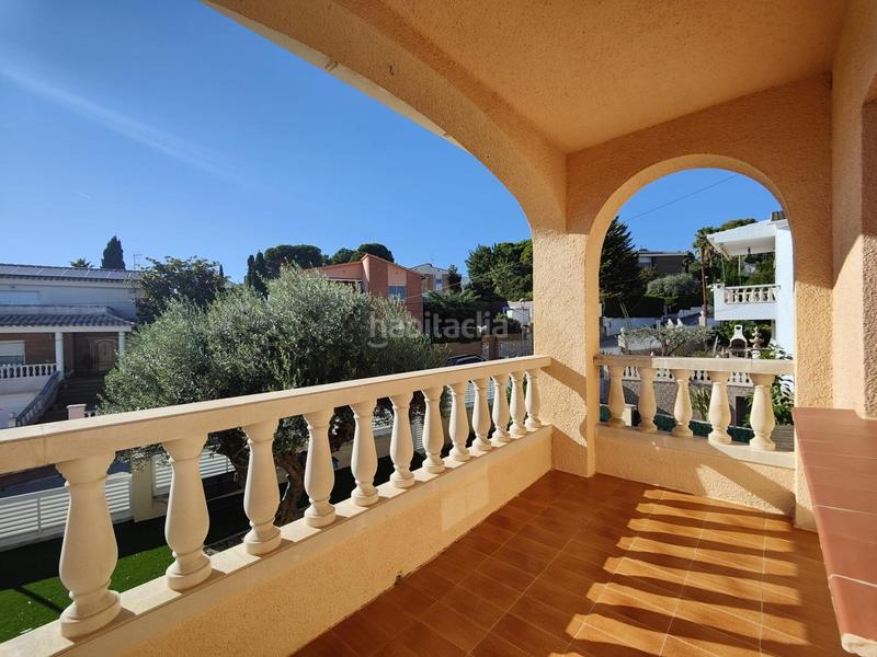 Foto 2cb06b5f-29de-4098-97fc-81f7212440b6. Chalet with heating parking pool in Cunit residencial Cunit