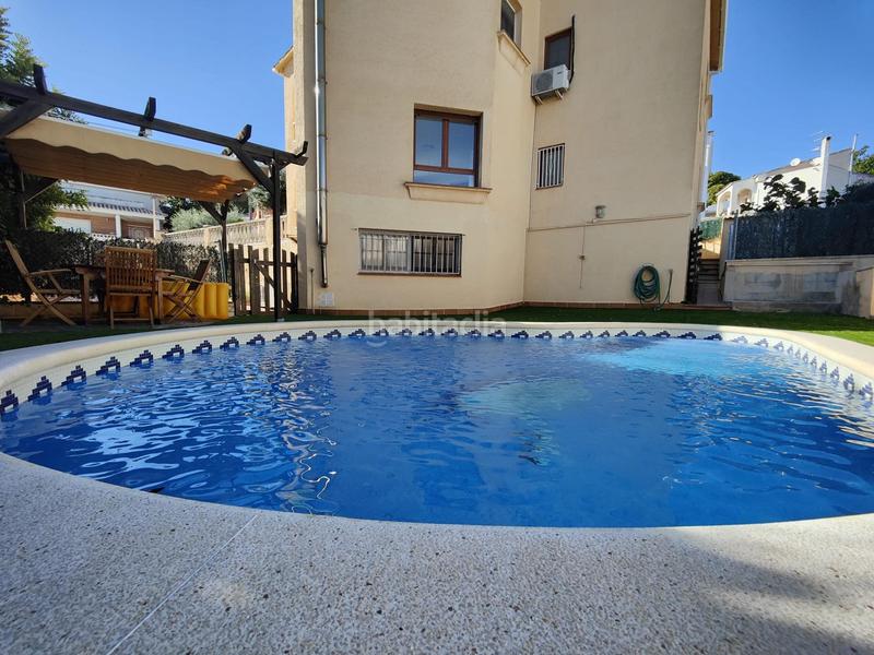 Foto 4609e040-a298-450c-bcad-19fdcfdbfd06. Chalet with heating parking pool in Cunit residencial Cunit