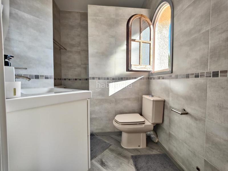 Foto d1baedf0-c322-4ce2-ba6e-dc4710649b6a. Chalet with heating parking pool in Cunit residencial Cunit