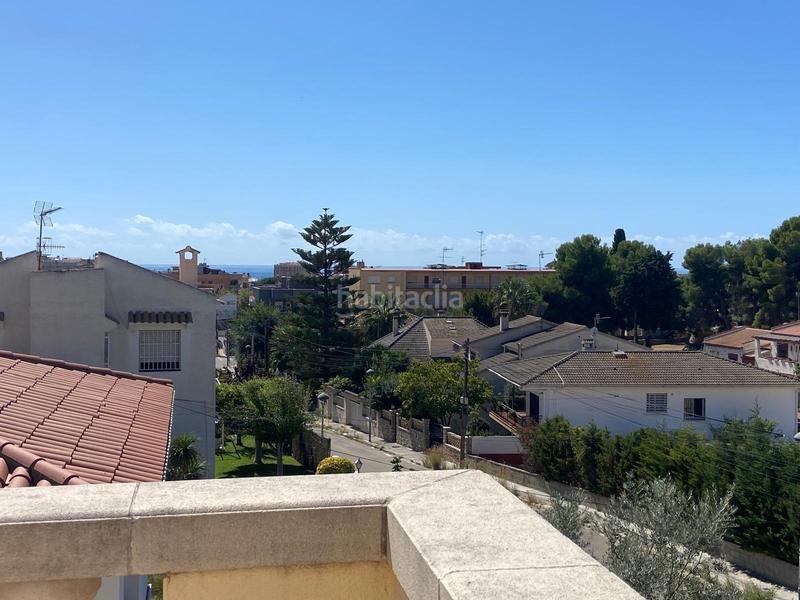 Foto 1d3563d3-7bd9-4ee6-874c-6dba384098e9. Chalet con riscaldamento parcheggio piscina in Cunit residencial Cunit