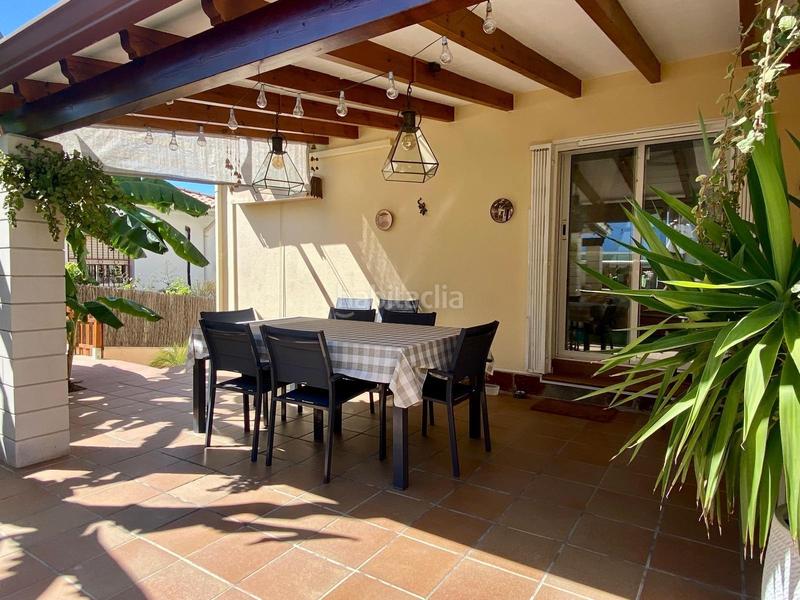 Foto 3a81f11b-9870-4075-a2ab-0f10f8e08394. Chalet con riscaldamento parcheggio piscina in Cunit residencial Cunit