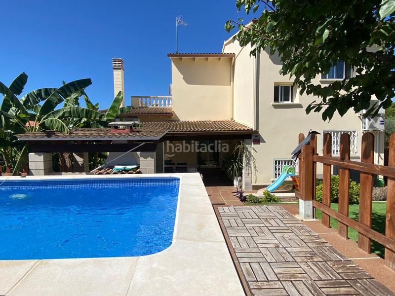 Foto b1defee3-c594-4aee-9523-dd52e88b01cc. Chalet mit heizung parking pool in Cunit residencial Cunit