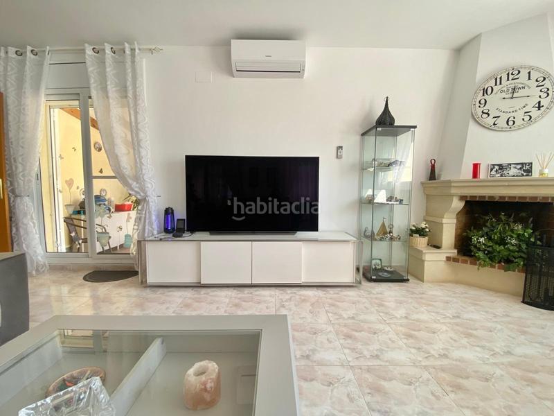 Foto d27efd0c-78eb-43e9-9c36-8b9b321f4b6e. Chalet con riscaldamento parcheggio piscina in Cunit residencial Cunit